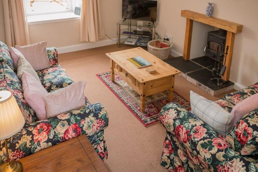 2 bedroom accommodation in Howpasley, near Hawick
