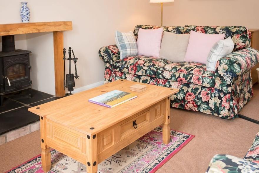 2 bedroom accommodation in Howpasley, near Hawick