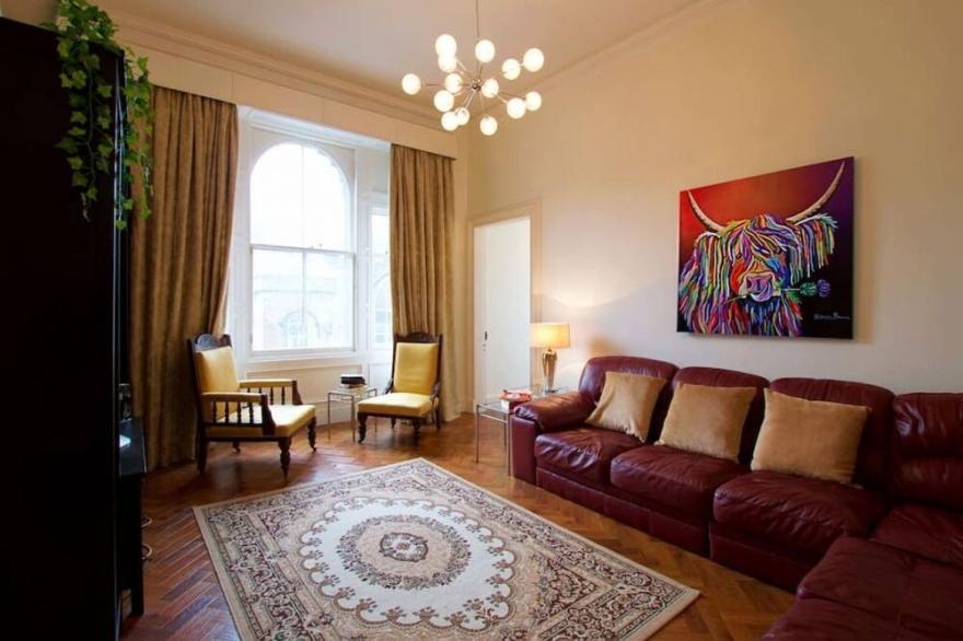 Castle Terrace 3 bedroom Apartment: Old Town