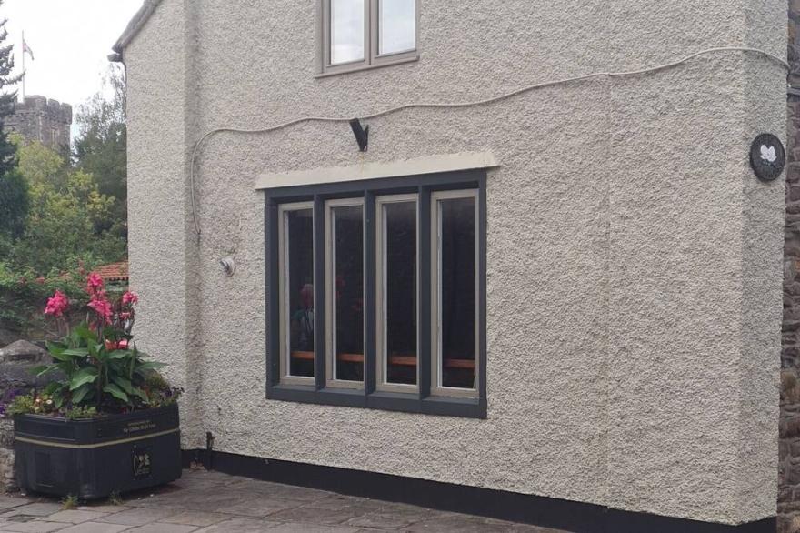 Lovely 1-Bed Loft in Newport