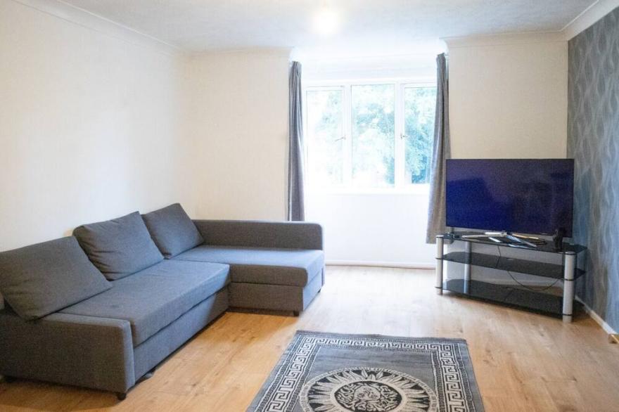 Beautiful 2-Bed Apart in Southampton
