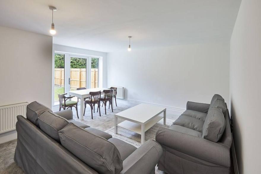 Host & Stay | Forest Close