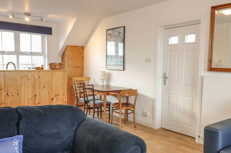 THE REST, pet friendly, country holiday cottage in St Abbs