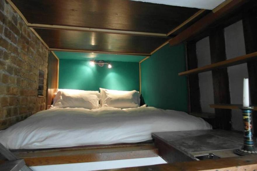 Central London Holborn studio loft