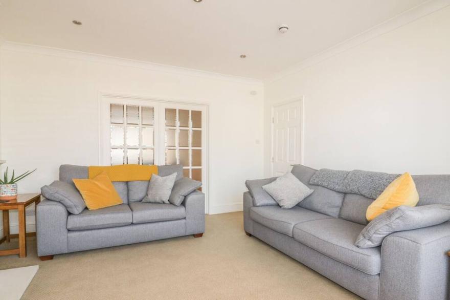 WITHIN REACH, pet friendly, country holiday cottage in Newquay