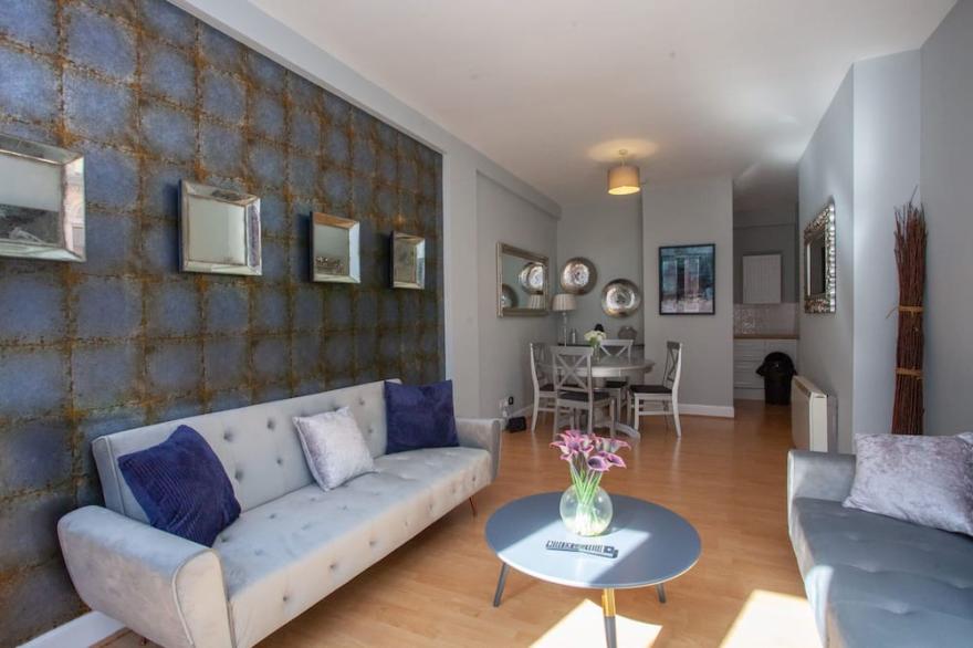 Modern and refurbished Flat in Merchant City