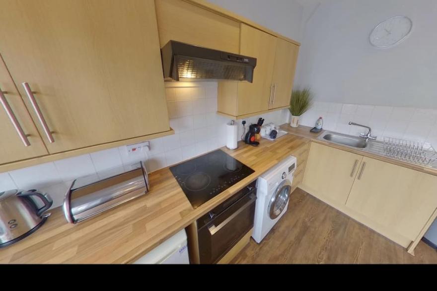 Sunnyside View - 1-bed Apartment