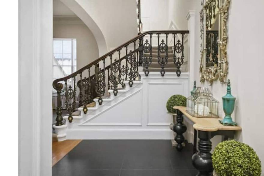 Magnificent House in Knightsbridge