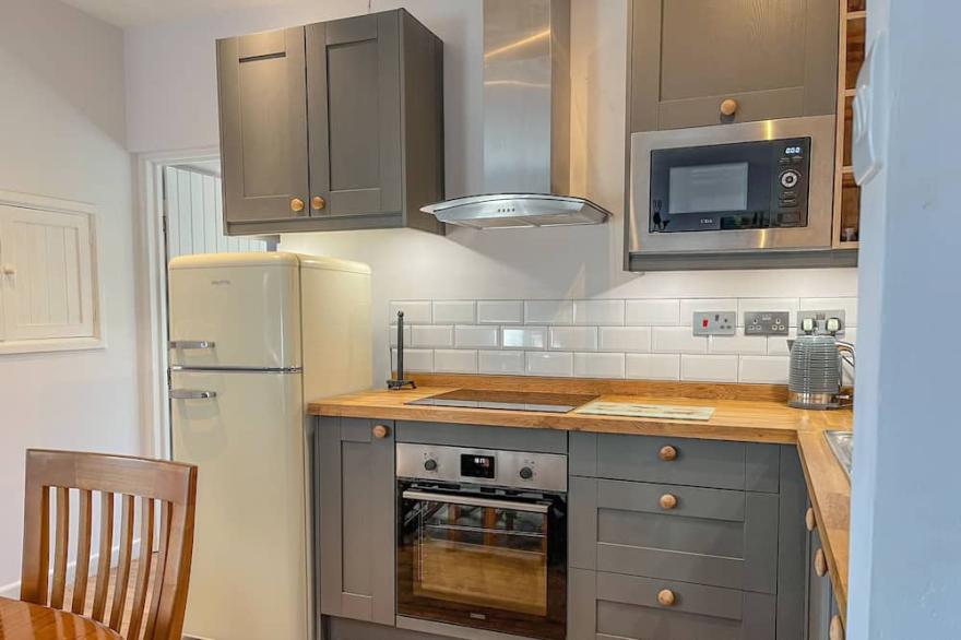 Fowey Cottage, Lower Trengale Farm