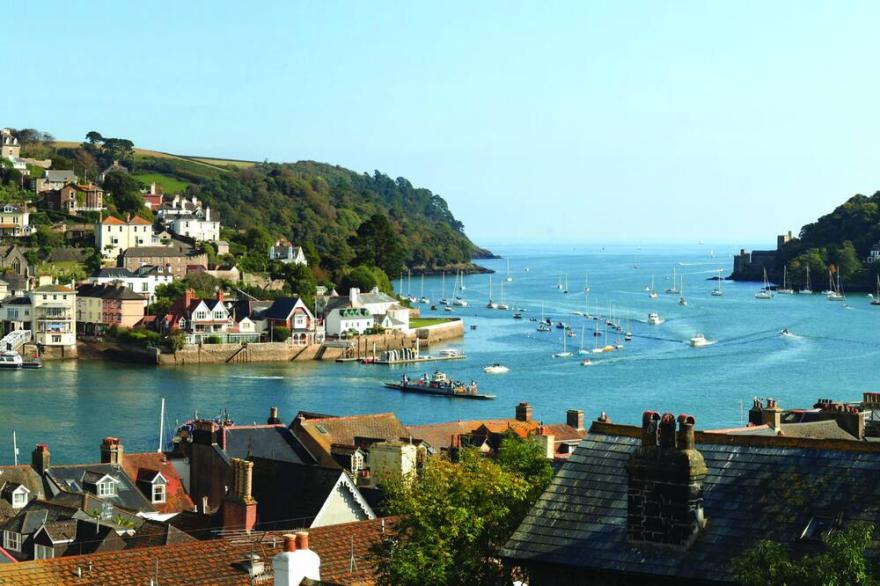Merchant’s Rest heart of Dartmouth