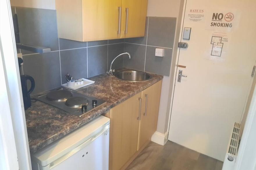 Twin/King Apartment Ensuite
