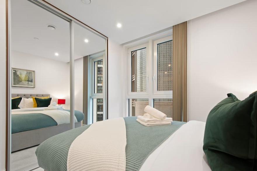 Two Bed Apartment in Queen Elizabeth Olympic Park
