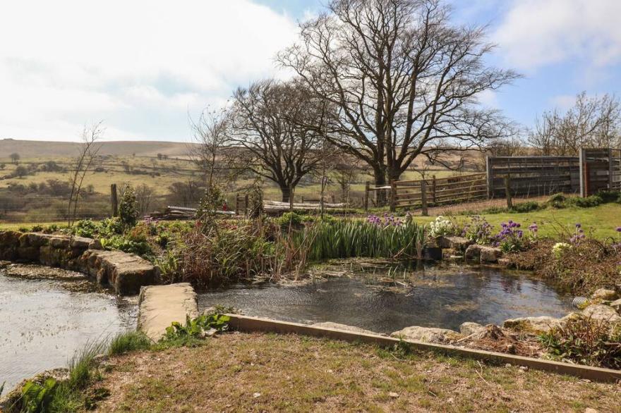THE MEETING HOUSE @ YELLOWMEAD FARM, romantic in Yelverton