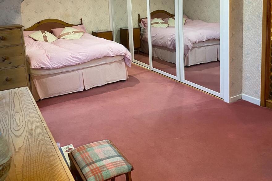 COP26, convenient, can be split to 2 or 3 bedroom option. pro rata.