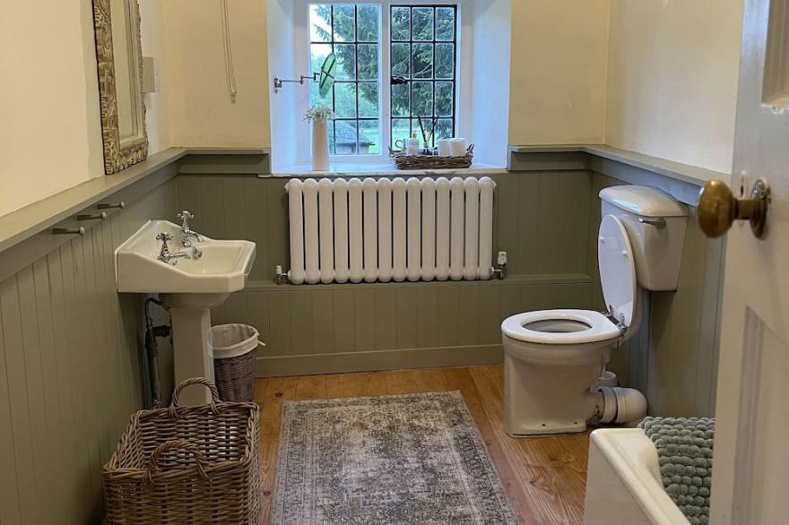 Stable Cottage - annexe of a manor farmhouse
