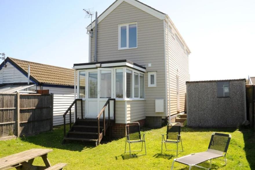 The Cabin - Two Bedroom House, Sleeps 4