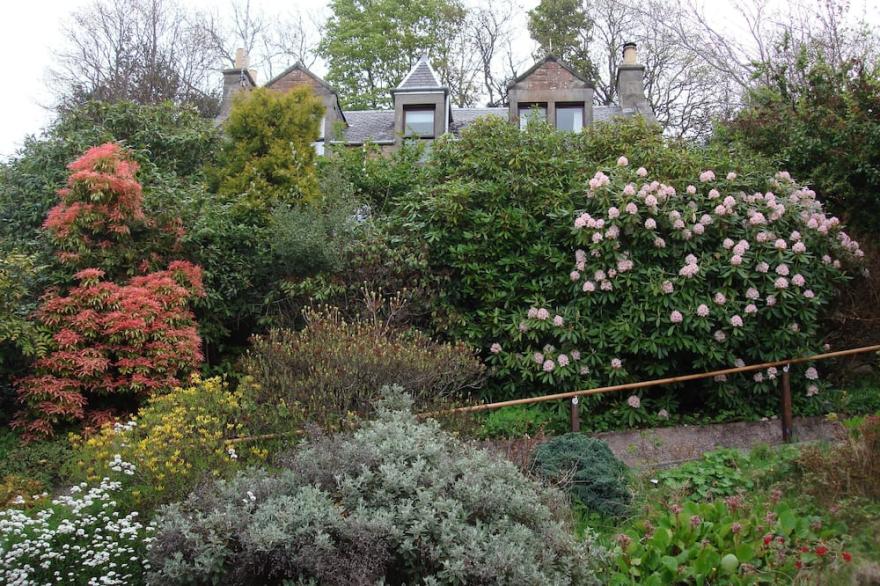 Traditional highland home with secluded garden and panoramic views of Inverness
