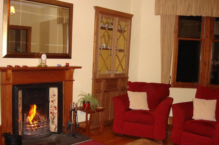 Traditional highland home with secluded garden and panoramic views of Inverness