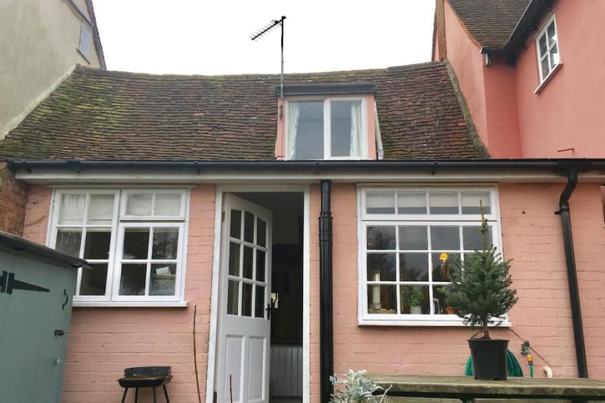 15th Century medieval cottage: Lavenham 'Cottitch