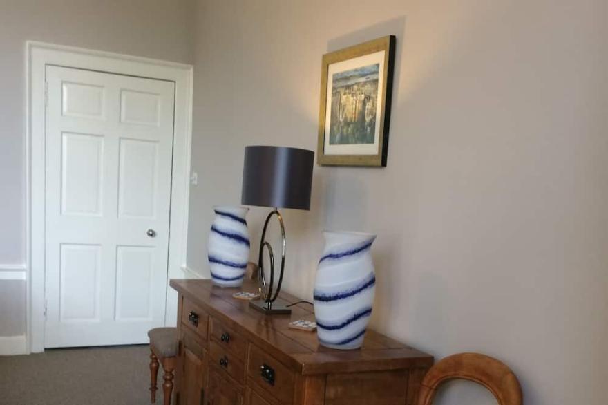 Stunning apartment in prestigious prime city centre New Town, UNESCO WH Site.