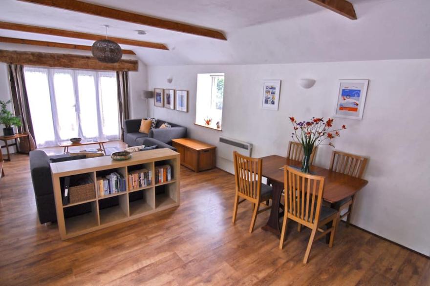 Beautiful converted Barn in rural setting, close to village