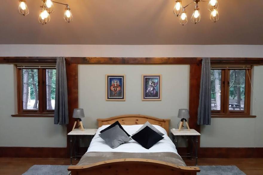Private woodland lodge near Alton Towers