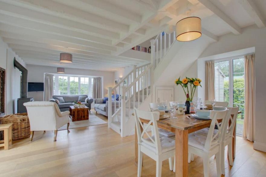 Bryher Cottage - Three Bedroom House, Sleeps 5