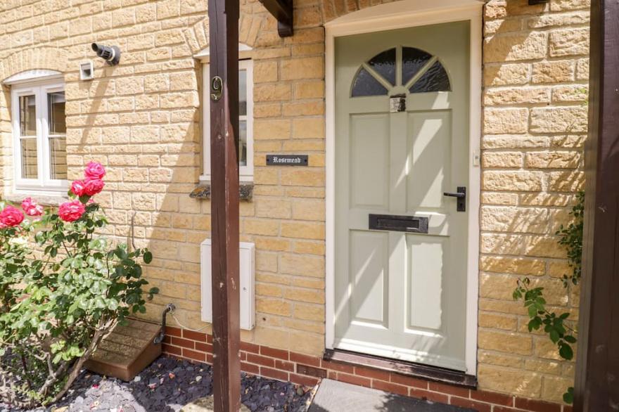 ROSEMEAD, pet friendly, with a garden in Moreton-In-Marsh