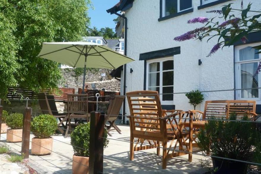 West View Cottage - Three Bedroom House, Sleeps 6