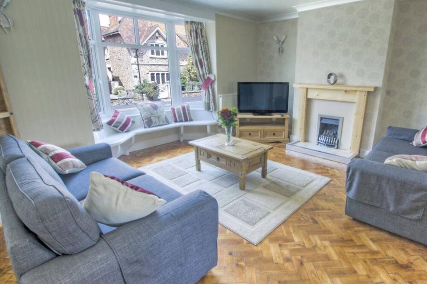 Dalmose - Three Bedroom House, Sleeps 6