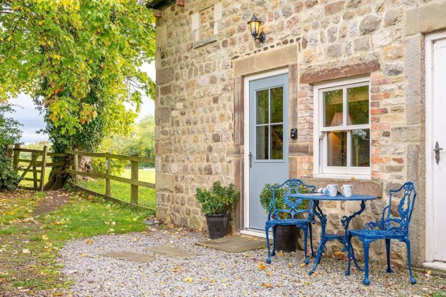 Waterside Cottage - Luxury Cottages