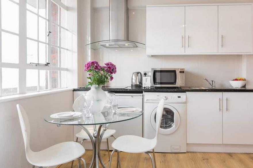 1 Bedroom apartments in Kensington - *FOR LAST MINUTE OFFERS CONTACT US*