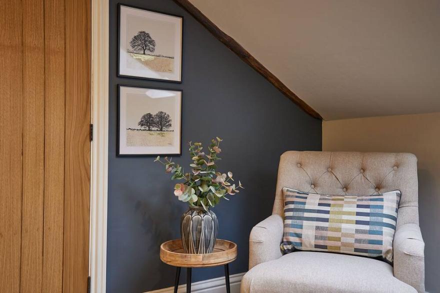 Host & Stay | The Green Door