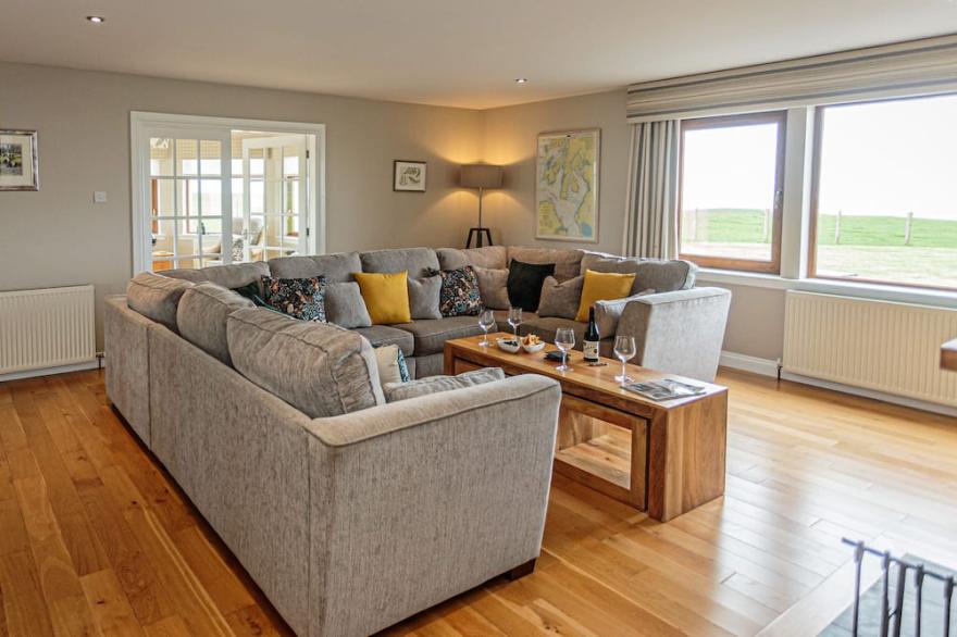 CORSEWALL CASTLE FARM LODGES, family friendly in Kirkcolm