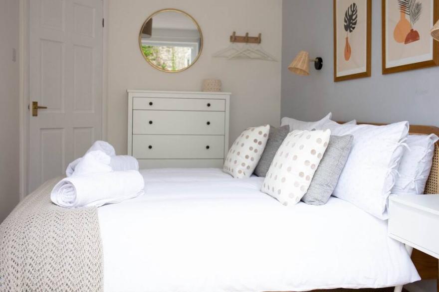 Pass the Keys | An adorable cottage in the heart of the South Hams