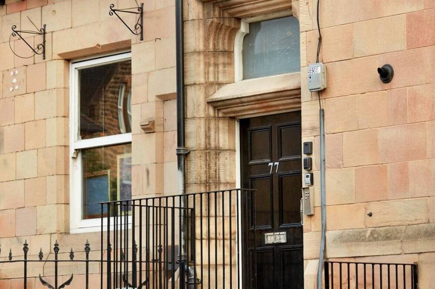 Olde Englishe Flat 10