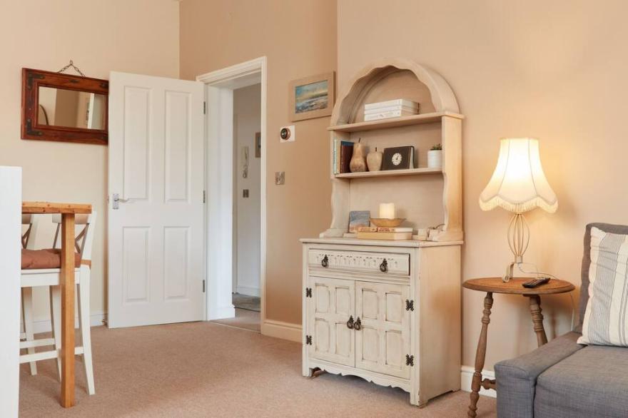 Olde Englishe Flat 10