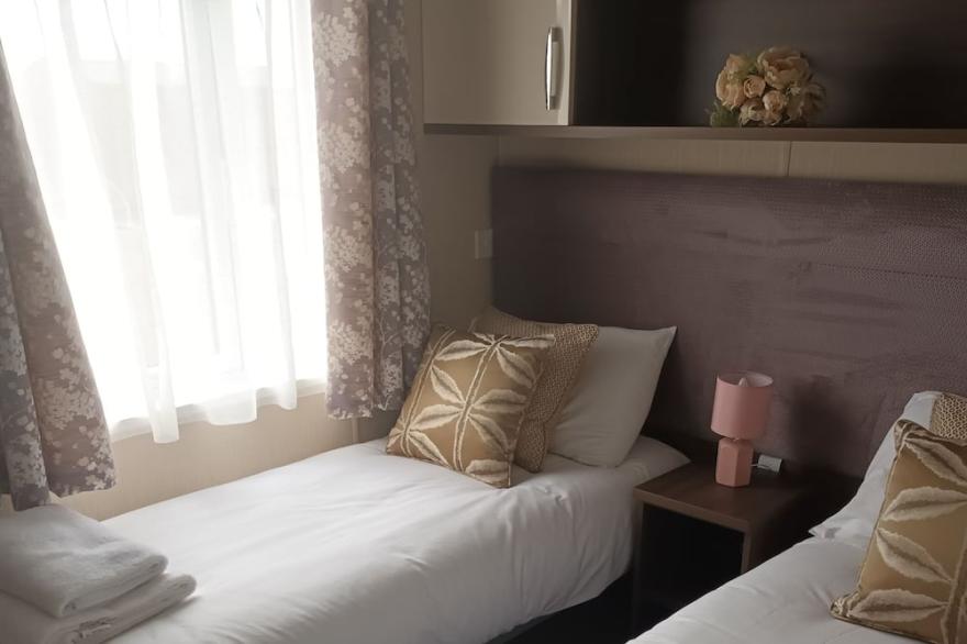 Stewart Resort Lodge 39  -  a lodge that sleeps 4 guests  in 2 bedrooms