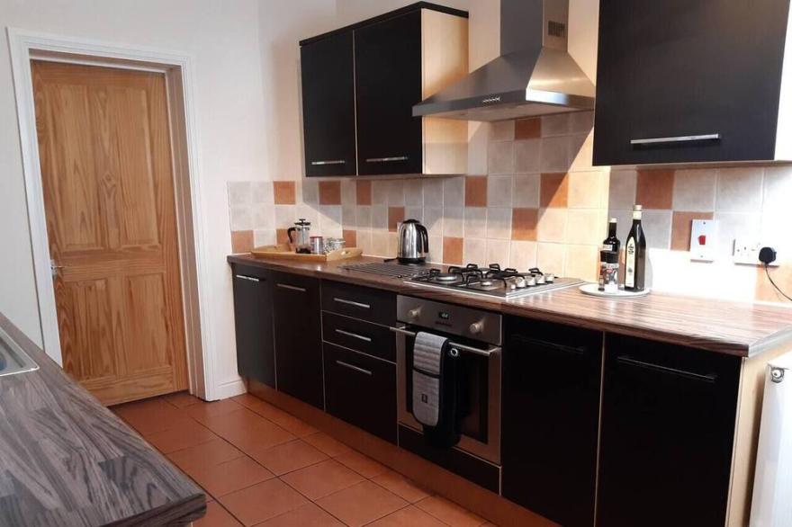 Spacious Traditional Family Townhouse in York