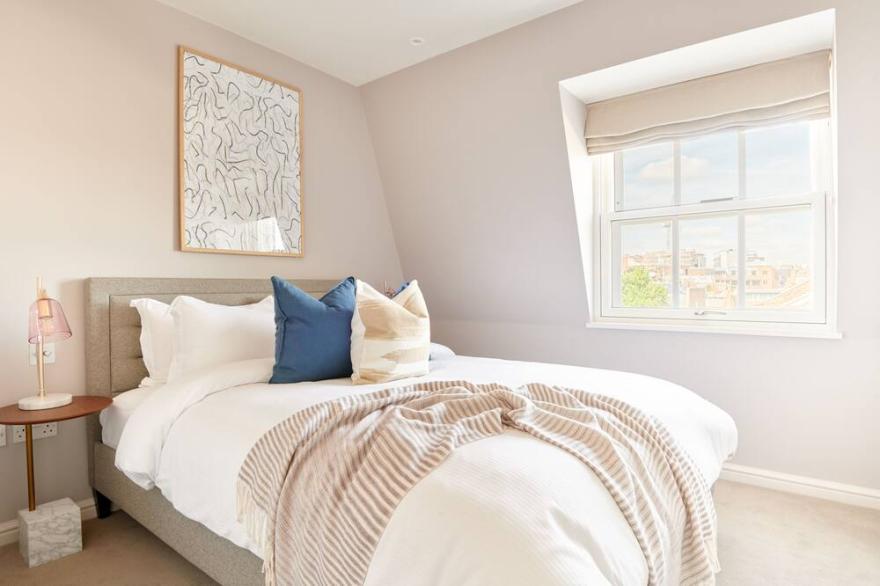 Sonder Sloane Square | Two-Bedroom Apartment