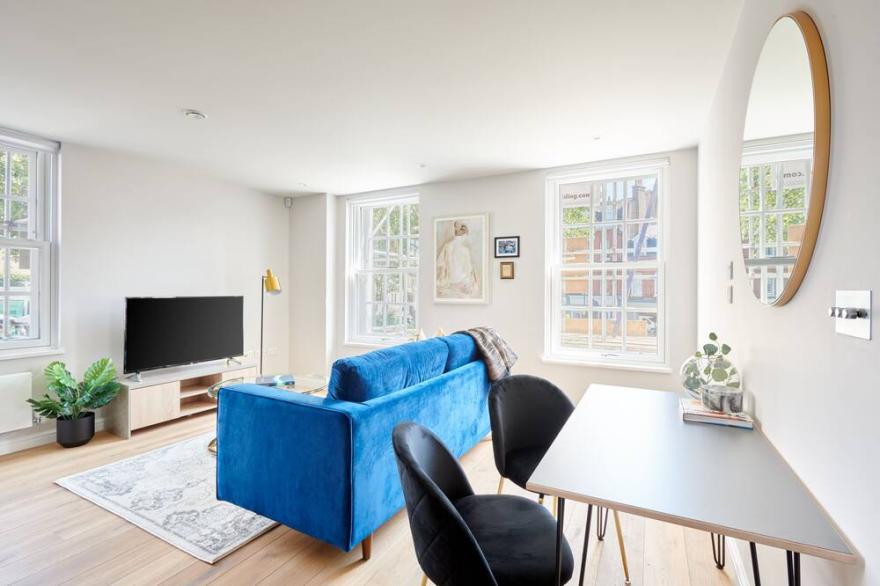 Sonder Sloane Square | One-Bedroom Apartment