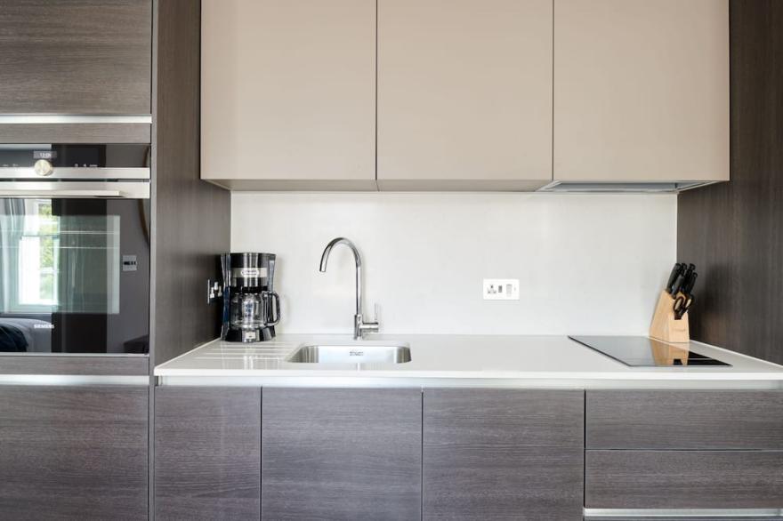 Sonder Sloane Square | One-Bedroom Apartment