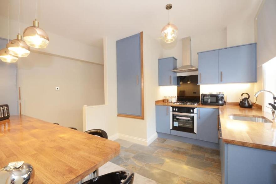 Patricks Pool Town House-4 Bed/4 Bath - sleeps 8 guests  in 4 bedrooms