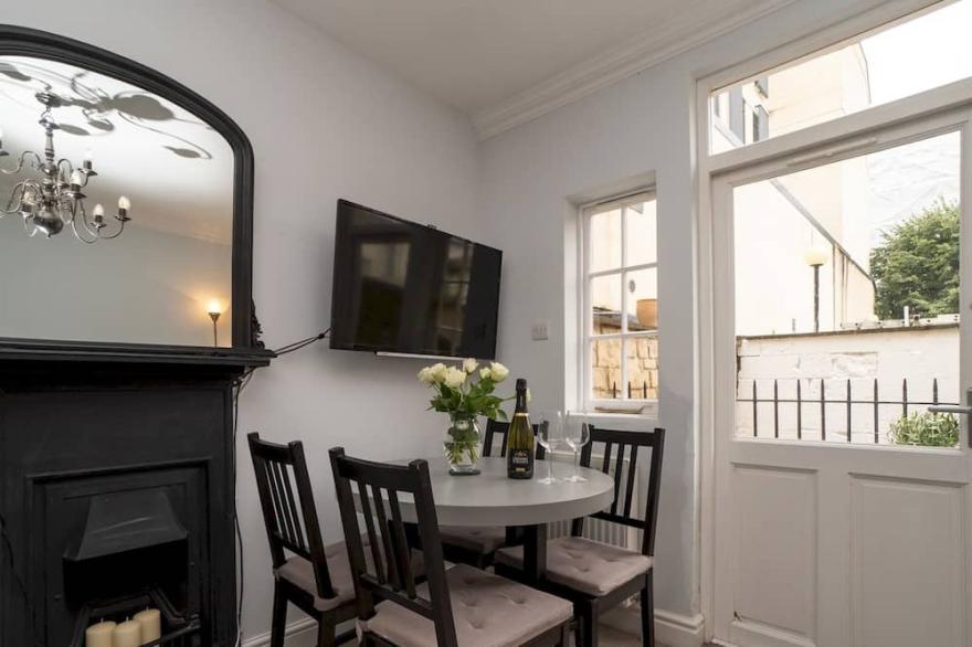 Pass the Keys | Centrally located 3 bed Townhouse with garden