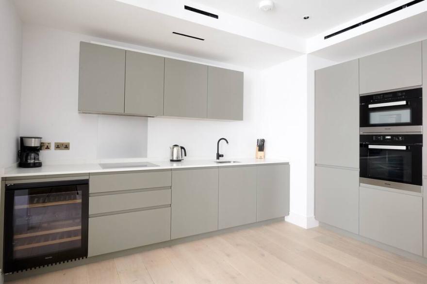 Sonder The Arts Council | 2BR Apartment near Westminster Abbey
