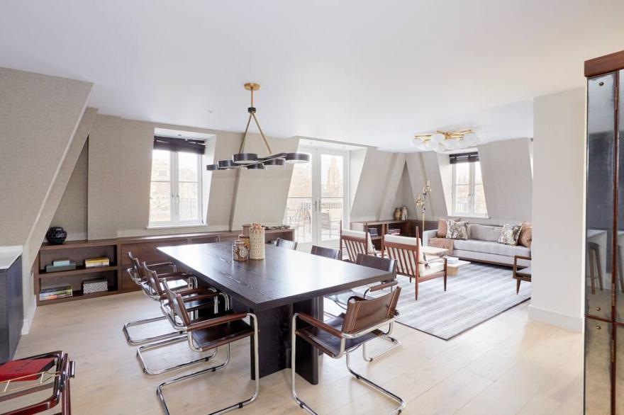 Sonder The Arts Council | Five-Bedroom Apartment