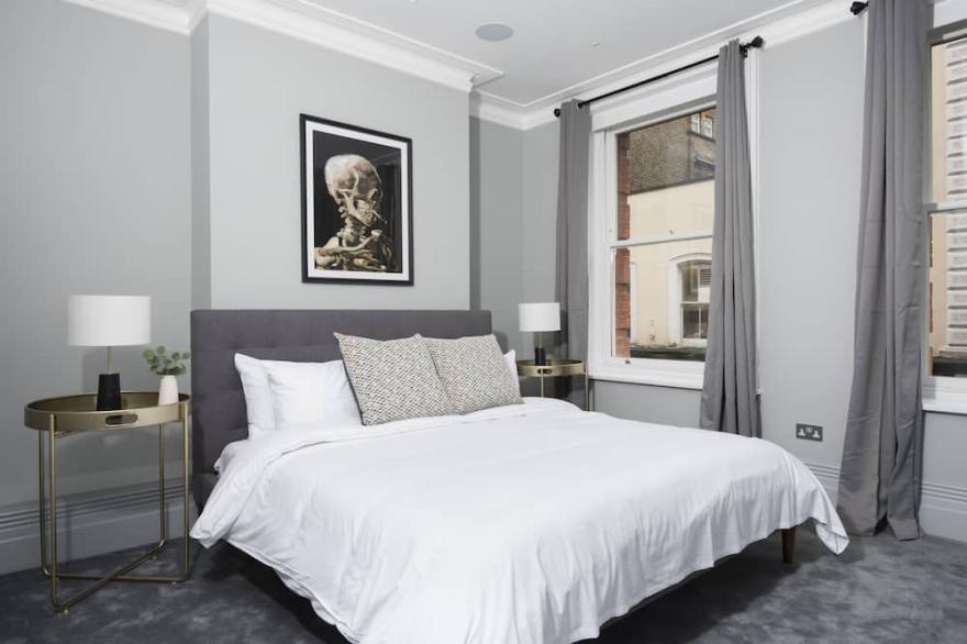 Sonder Museum House | Two-Bedroom Apartment