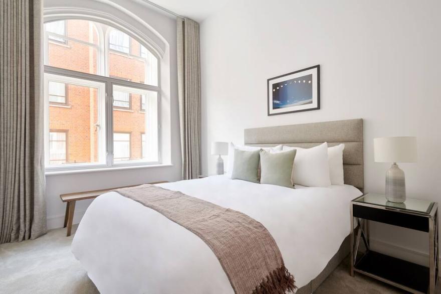 Sonder The Arts Council | Superior Three-Bedroom Apartment