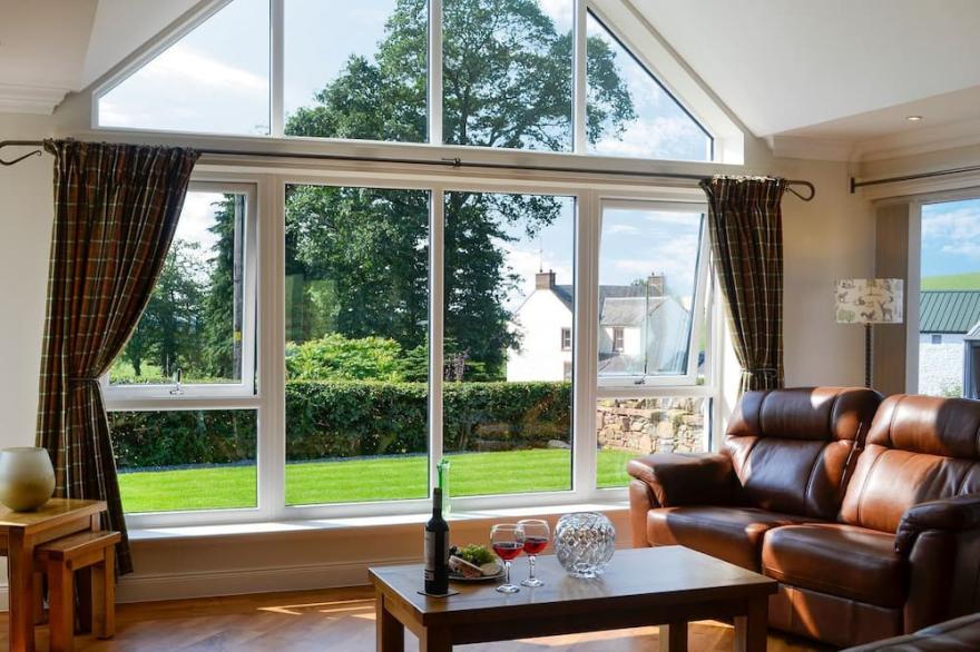 3 bedroom accommodation in Amisfield, near Dumfries