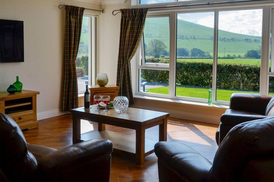 3 bedroom accommodation in Amisfield, near Dumfries